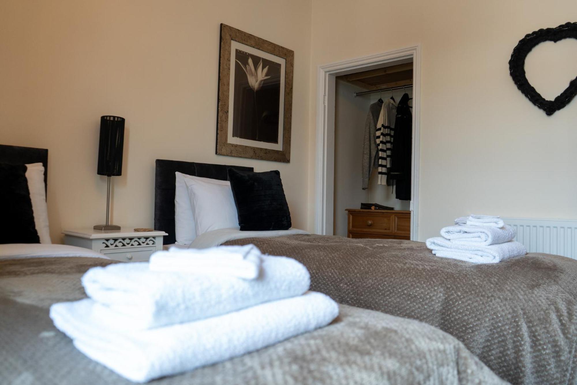 The Plumb Townhouse In Warwick Centre Villa Ngoại thất bức ảnh