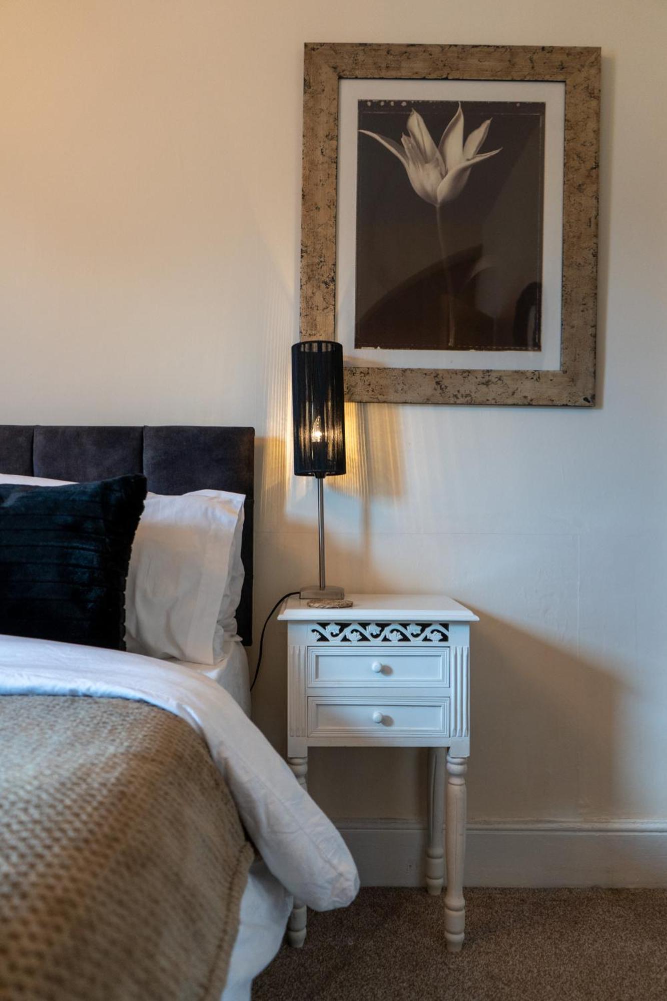 The Plumb Townhouse In Warwick Centre Villa Ngoại thất bức ảnh