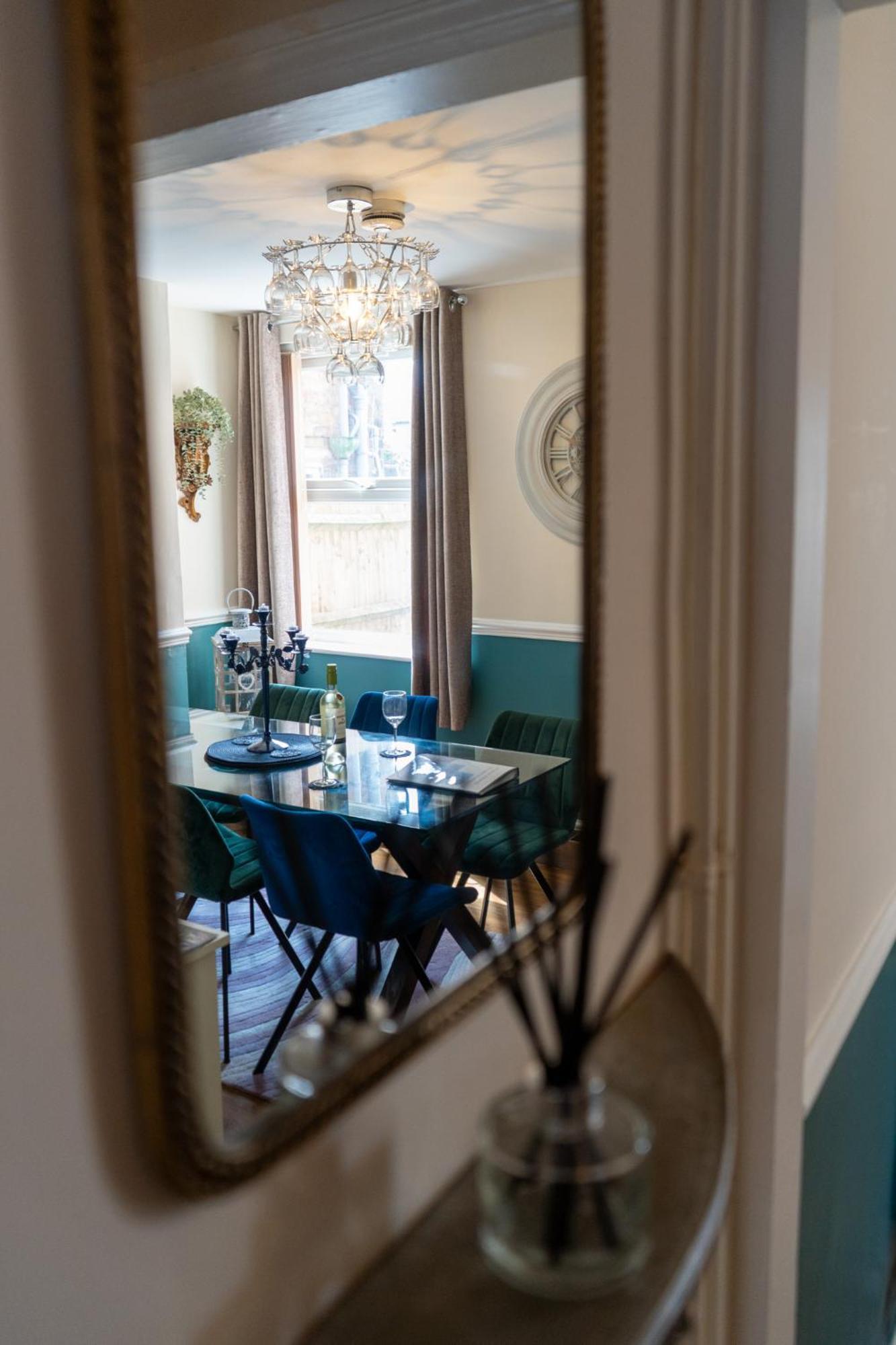 The Plumb Townhouse In Warwick Centre Villa Ngoại thất bức ảnh