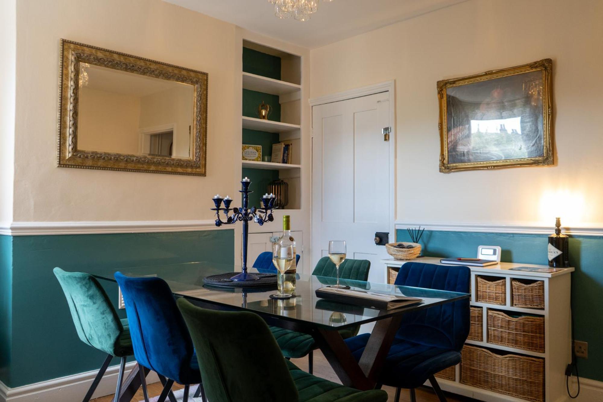 The Plumb Townhouse In Warwick Centre Villa Ngoại thất bức ảnh