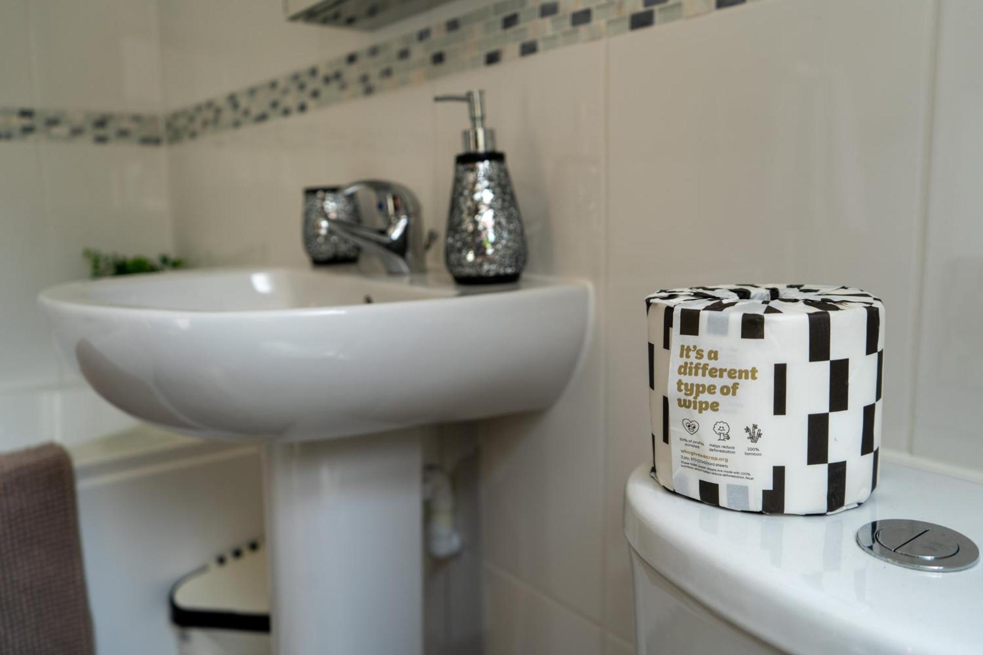 The Plumb Townhouse In Warwick Centre Villa Ngoại thất bức ảnh